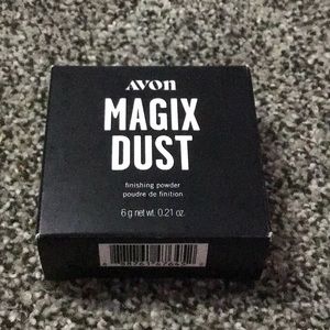 💕Host Pick💕 NWT Avon magic dust finishing powder